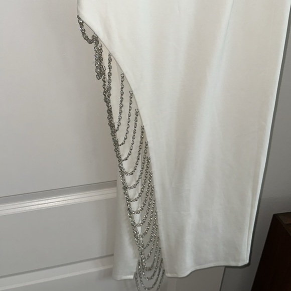 NWT STUNNING REVOLVE DANA MIDI DRESS WHITE - Picture 6 of 6